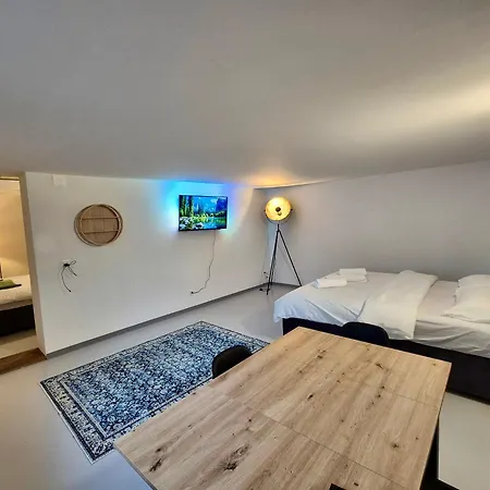 Fuerstenland I Self Check In I Smart Tv Apartment